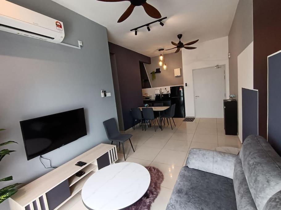 Apartment The Horizon 2br L8 By Grab A *