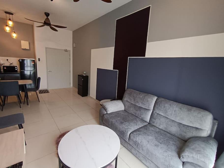 The Horizon 2br L8 By Grab A Apartment *